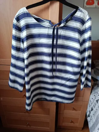 Blusa Rayas Azul y Blanco