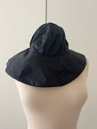 Cappello impermeabile Sisley nero taglia M