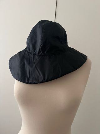 Cappello impermeabile Sisley nero taglia M