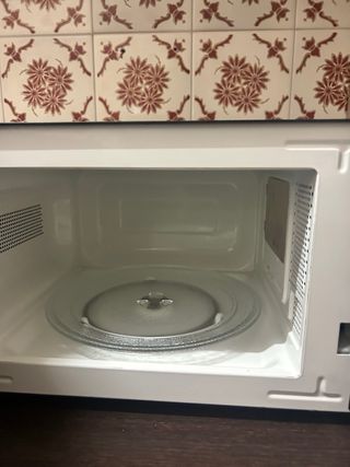 Microondas Hisense Negro