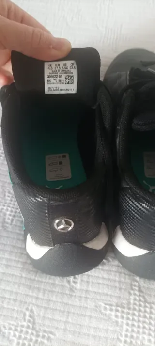 Zapatillas Puma chico Petronas AMG negras