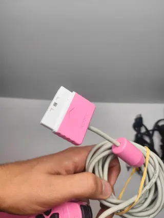 PlayStation 2 Slim Rosa Completa