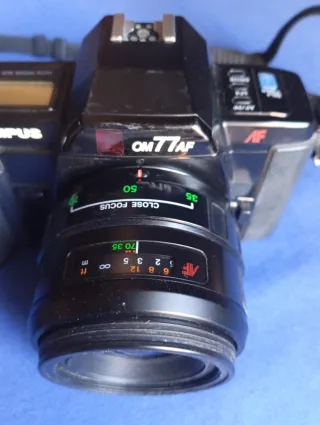 Cámara Olympus OM77AF Analógica