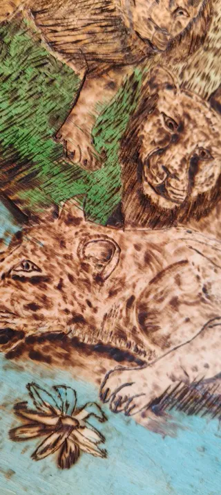 2 Cuadros Pirograbado Madera Leones