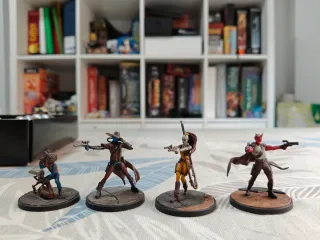 Figuras Dathomir y Bounty (Luca)