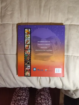 Karramarro Uhartea (kartone) (Irakurgaiak Bilduma)