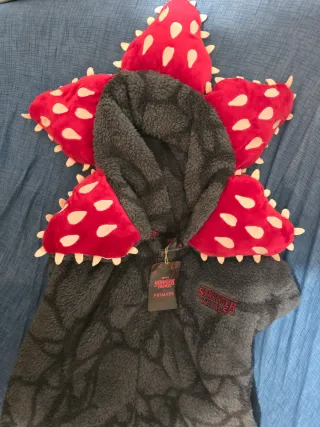 Pijama Demogorgon Stranger Things Talla M