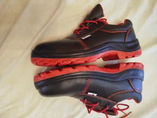 Zapatos de seguridad Be Work Talla 41-42, Y montañ