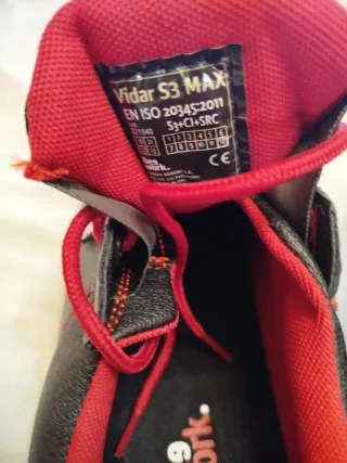 Zapatos de seguridad Be Work Talla 41-42, Y montañ