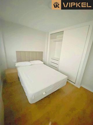 Piso en alquiler en Os Mallos - San Cristóbal en Coruña (A)