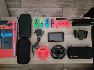 Pacchetto Nintendo Switch + Accessori