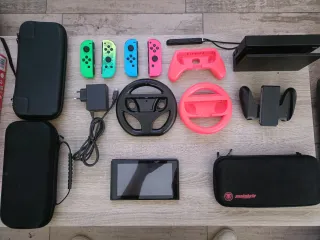 Pacchetto Nintendo Switch + Accessori