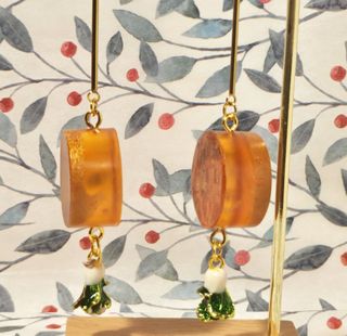 Pendientes Artesanales Charm Lechuga Oro y Verde