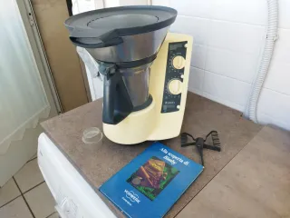 Bimby TM 21 con Varoma, Farfalla e libro