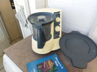 Bimby TM 21 con Varoma, Farfalla e libro