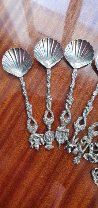 Set 9 cucchiai vintage antichi forma di conchiglia