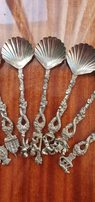 Set 9 cucchiai vintage antichi forma di conchiglia