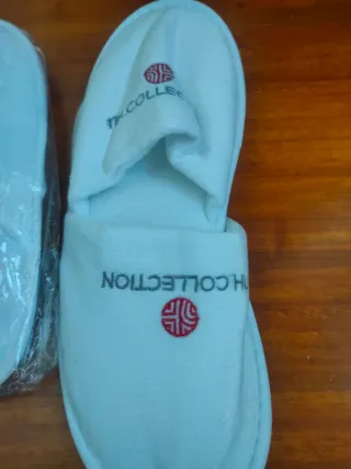 Lote 6 pares zapatillas hotel