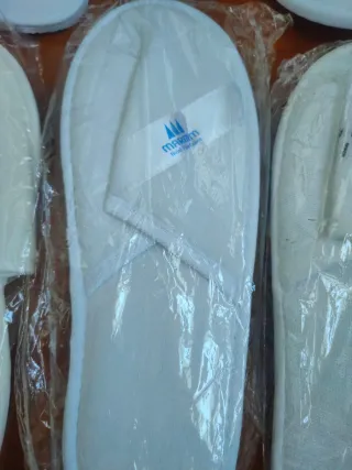 Lote 6 pares zapatillas hotel