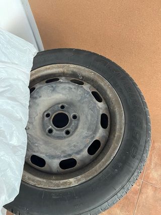 4 cubiertas 195/55/15 85V medio uso