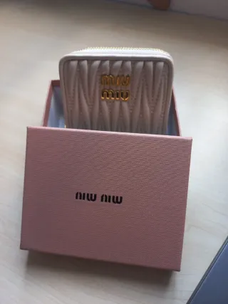 Portafoglio Miu Miu donna beige nuovo