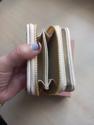 Portafoglio Miu Miu donna beige nuovo