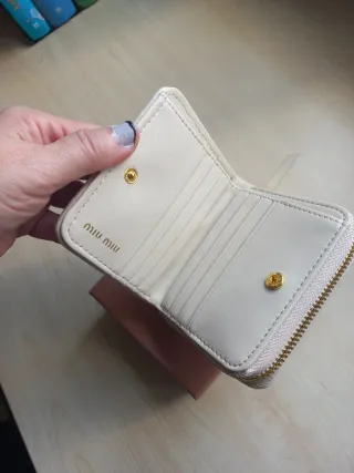 Portafoglio Miu Miu donna beige nuovo