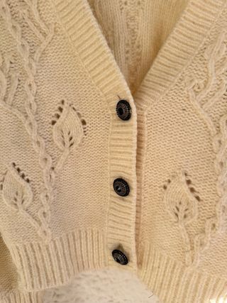 Cárdigan Zara punto beige.