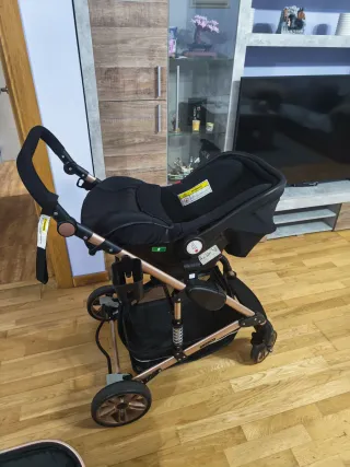 Silla de paseo bebé casi nueva