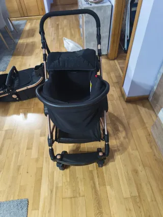 Silla de paseo bebé casi nueva