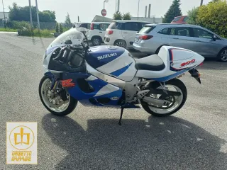 SUZUKI GSX- R 600 SRAD