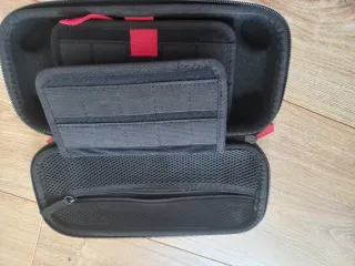 Custodia Nintendo Switch Nera