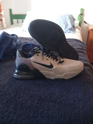 Zapatillas Nike Talla 45.5 Beige/Gris