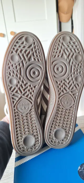 Zapatillas Adidas Spezial Verde y Rosa