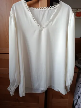 Blusa blanca manga larga