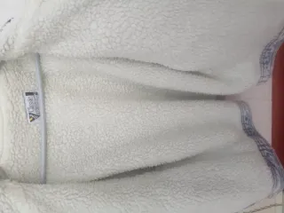 Cazadora Levis forrada borreguito