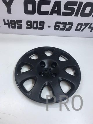 Tapacubo suelto peugeot r15