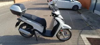 Honda Scoopy SH125A Blanca