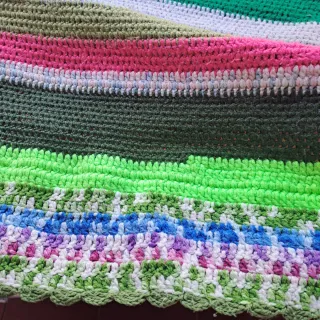 Manta grande tejida a mano