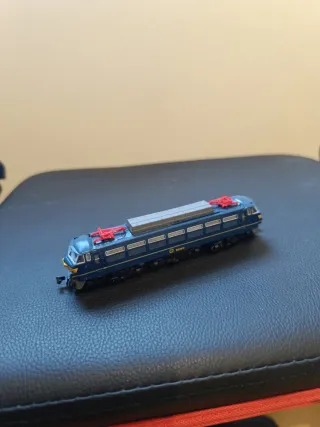 Locomotora 251 RENFE escala N