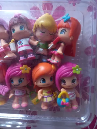 10 Muñecas Pinypon con Accesorios