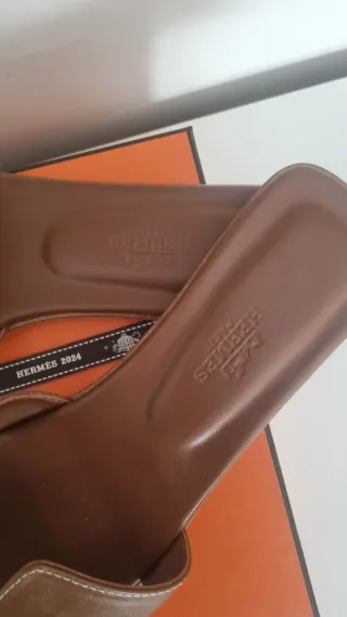 Sandalias Hermès Oran Marrones