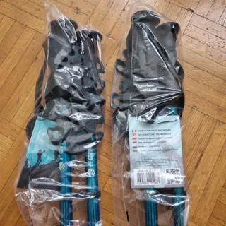 2 Coppie Bastoncini Trekking Ferrino