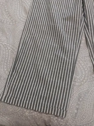 Pantalón rayas gris y blanco Talla L