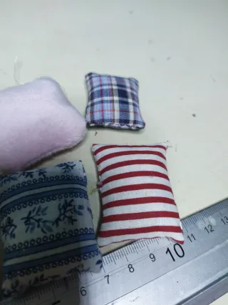 Lote de Mini cojines para casa de muñecas