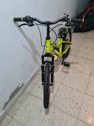 Bicicleta Infantil B-PRO 20