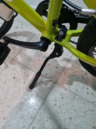 Bicicleta Infantil B-PRO 20