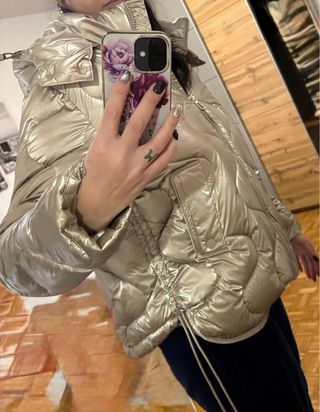 Piumino donna oro mai usato