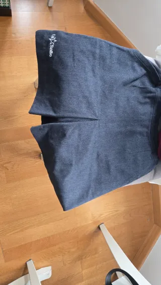 Uniforme La Salle falda y medias con calcetines