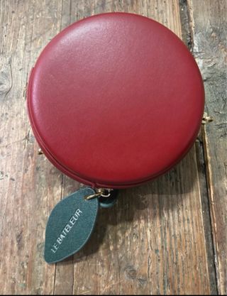 Bolso rojo forma de manzana L’Bateleur nuevo